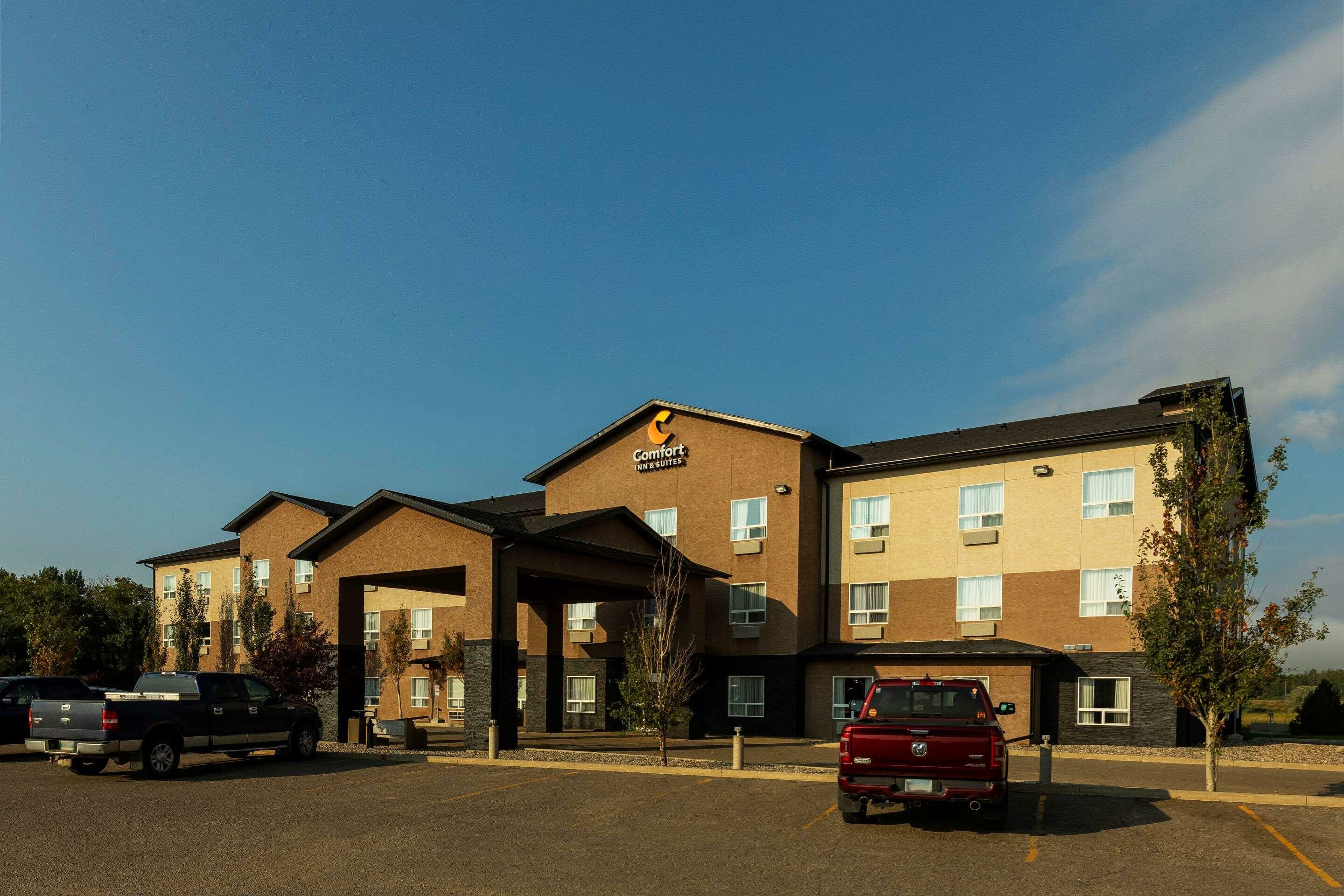Фото Comfort Inn & Suites