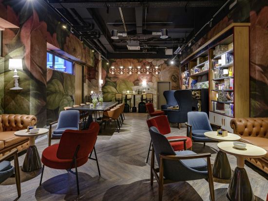 Фото Aparthotel Adagio Zurich Center