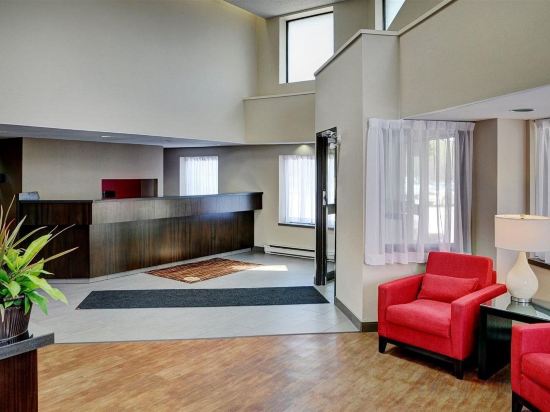 Фото Comfort Inn West