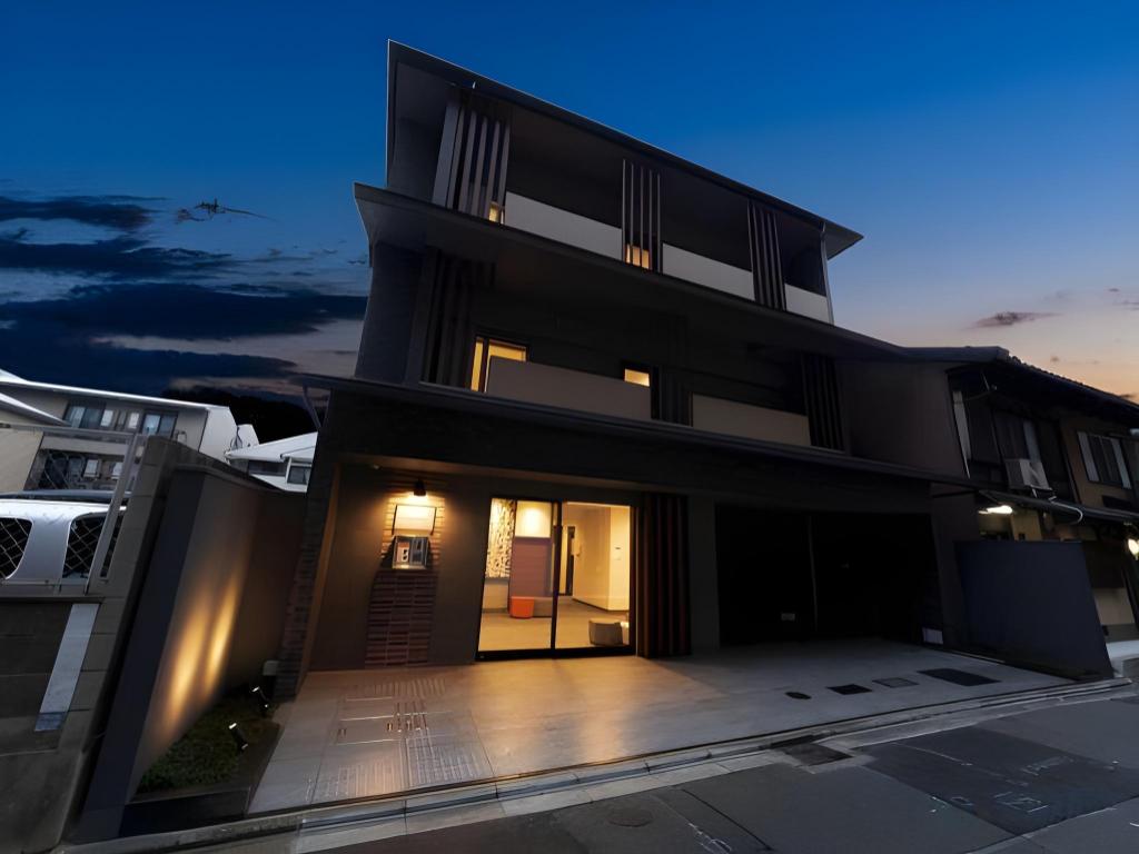 Фото Smart Place Inn Kyoto Nijojo-mae Station