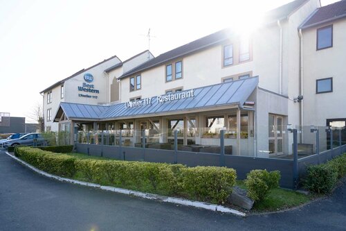Гостиница Best Western l'Atelier 117 в Авене-сюр-Эльпе
