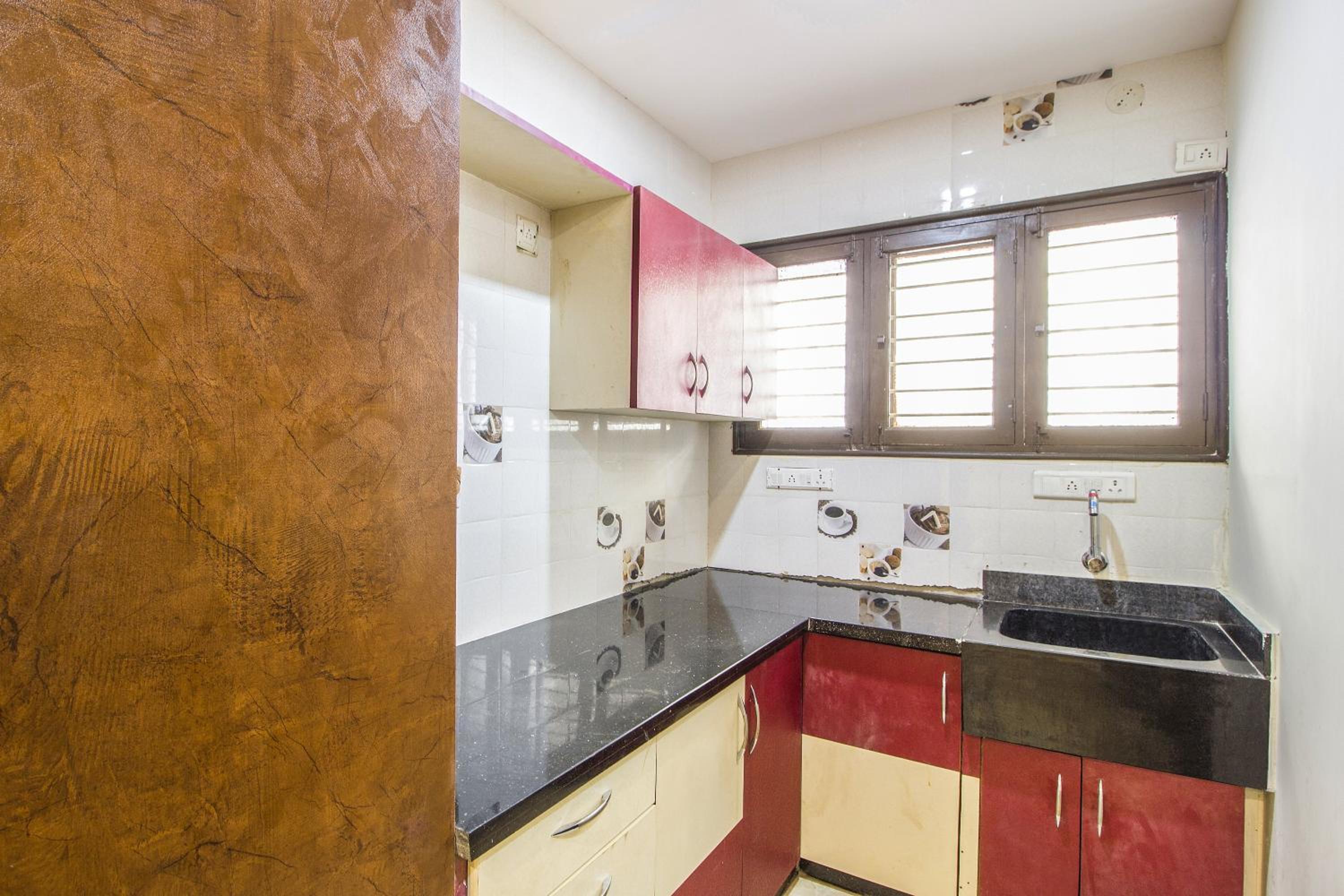 Фото FabHotel Corporate Crown II Koramangala