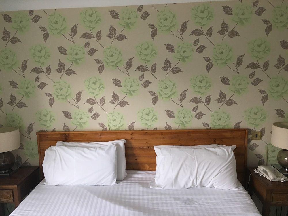 Фото Risley Hall Hotel