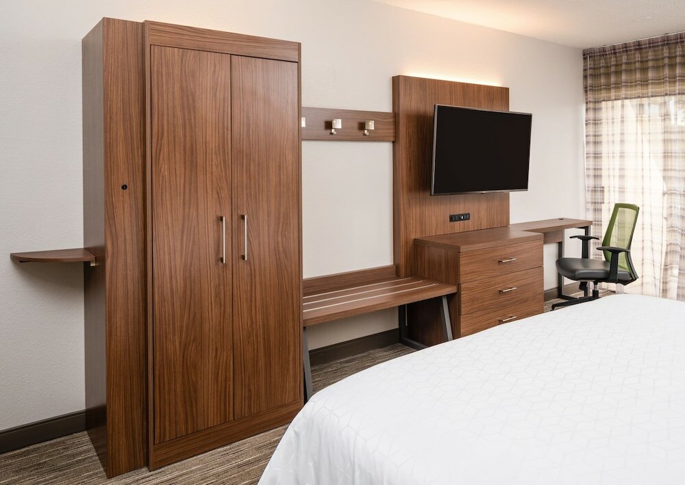 Фото Holiday Inn Express Boca Raton-West, an Ihg Hotel