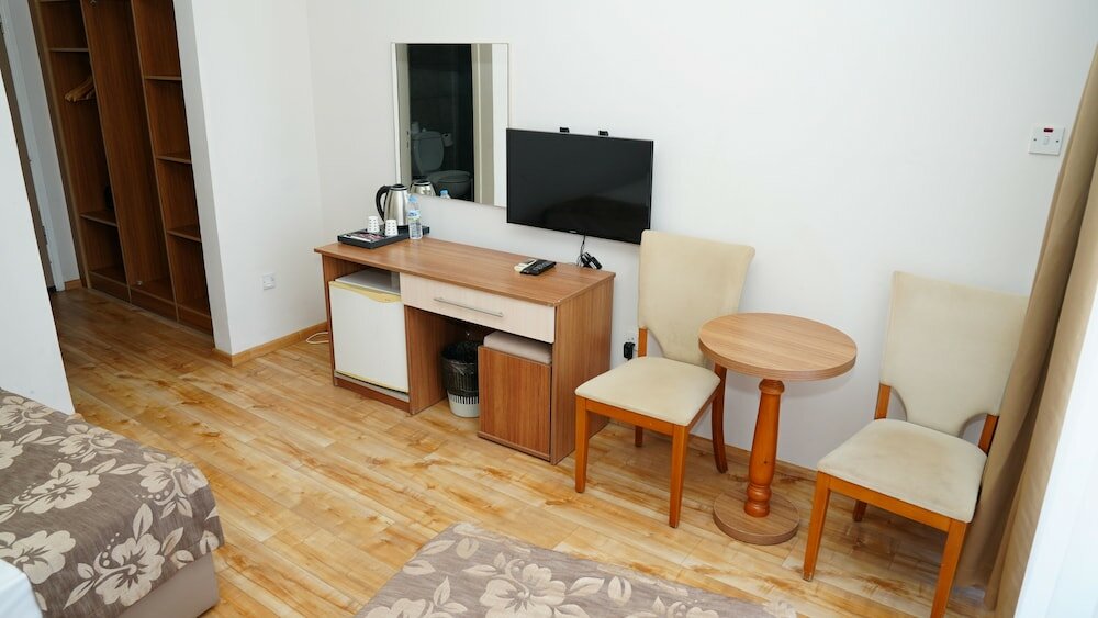 Фото Hotel Sempati