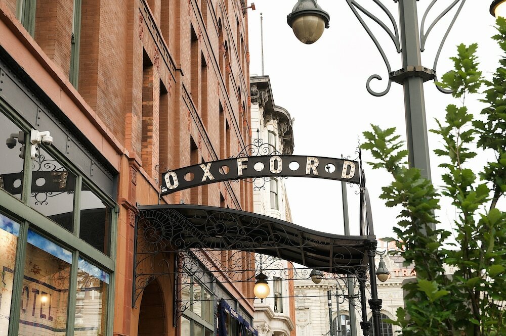 Фото The Oxford Hotel