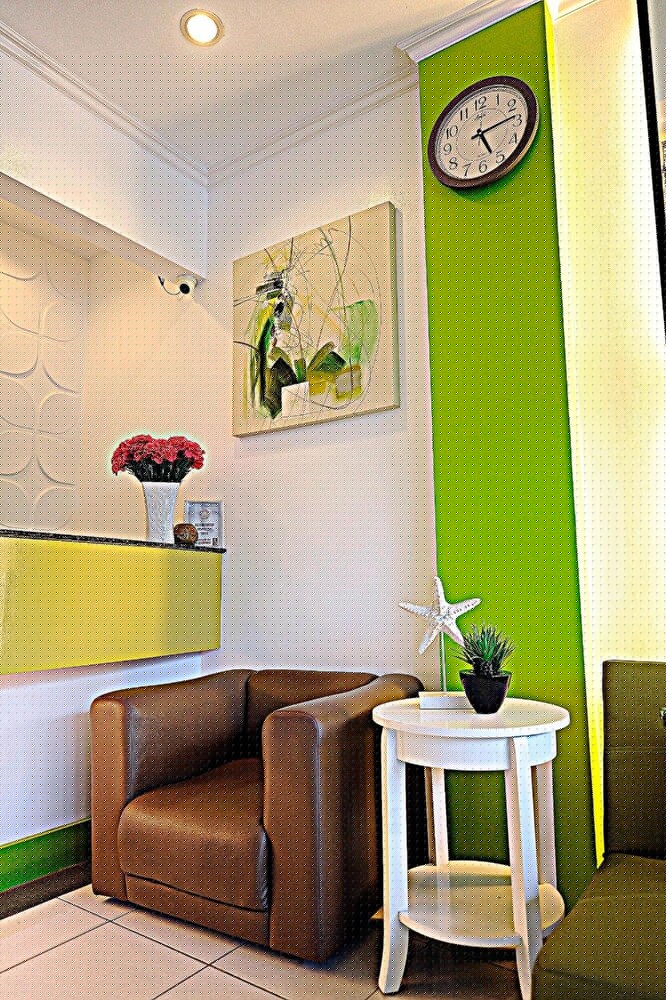 Фото First Pacific Inn