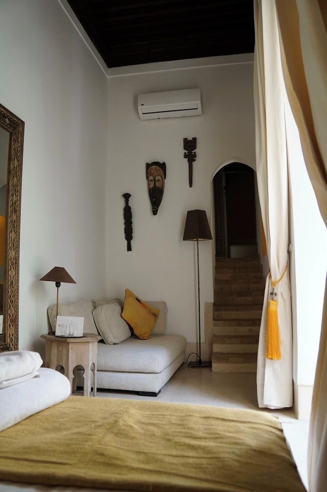 Фото Riad Tzarra