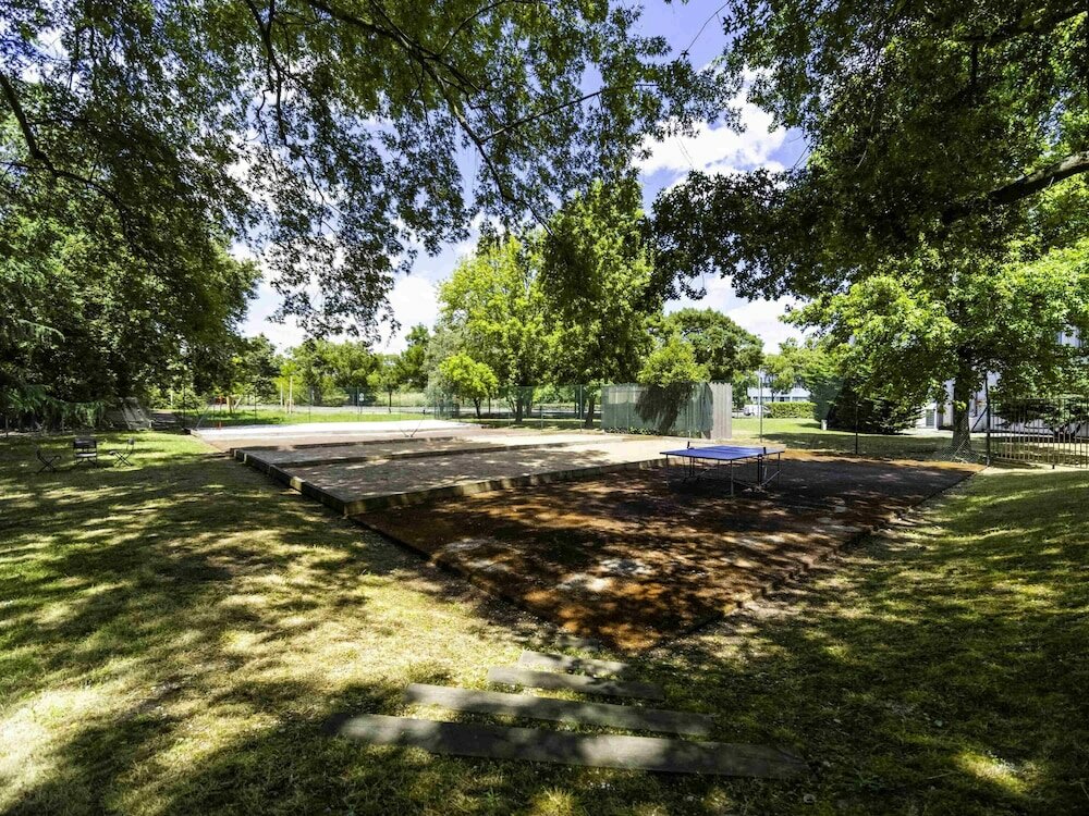 Фото Mercure Bordeaux Lac