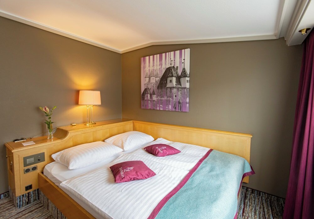 Фото Das Pelikan Hotel Schwäbisch Gmünd