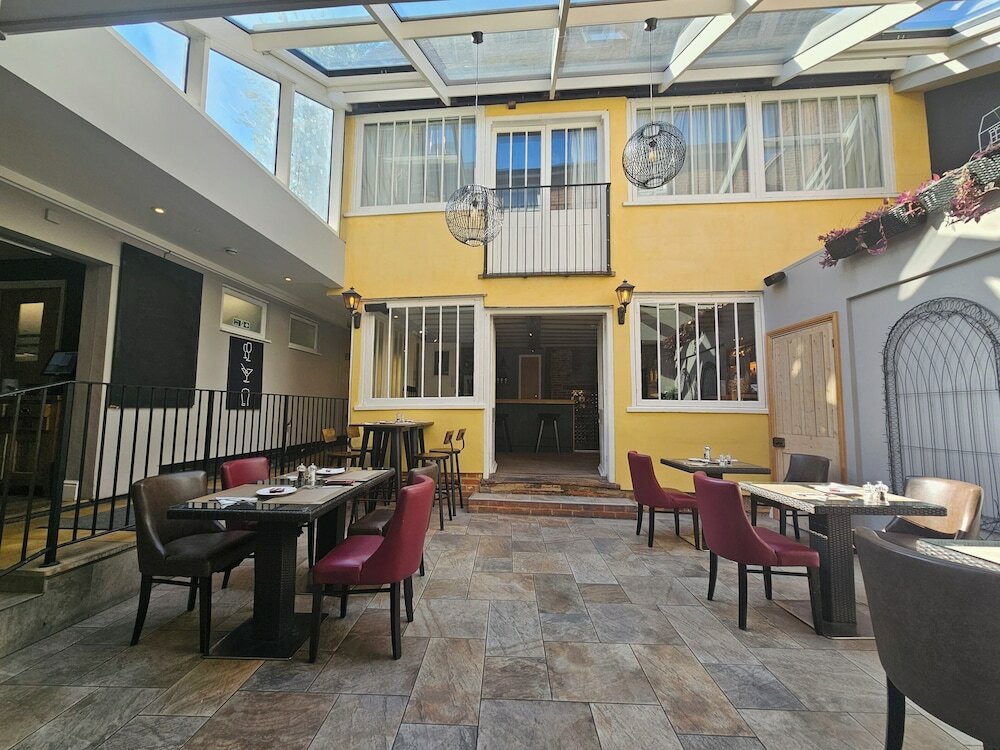 Фото North Hill Hotel
