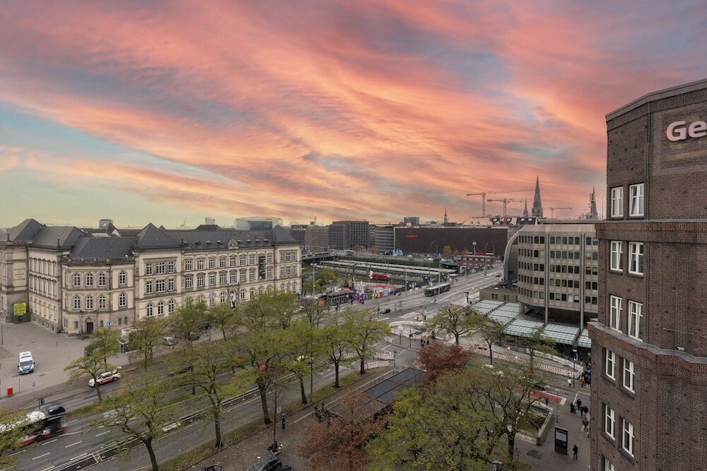 Фото отеля 4