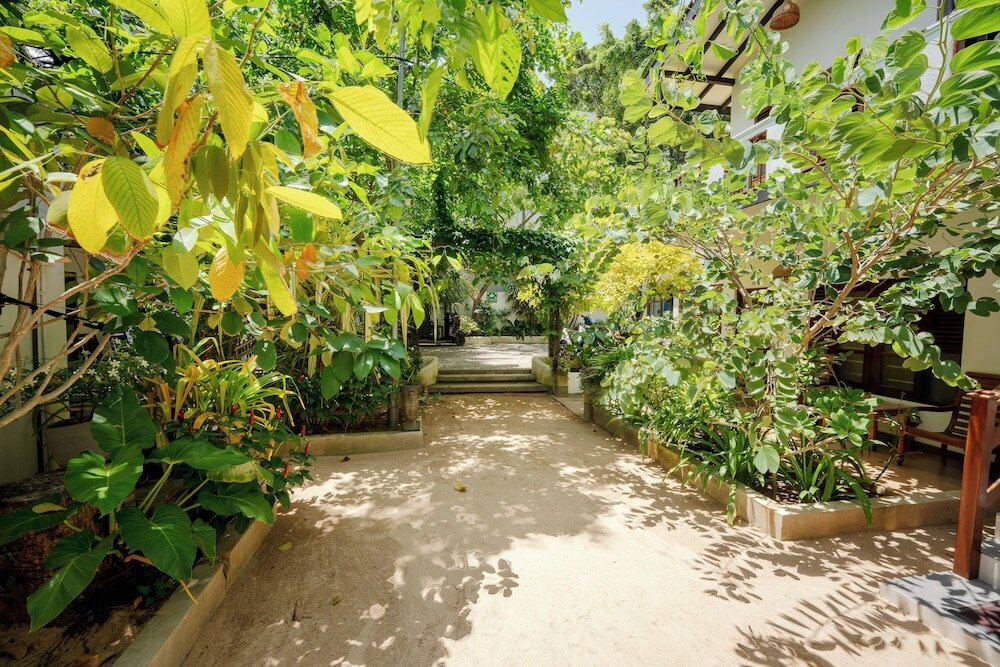 Фото Central Beach Inn