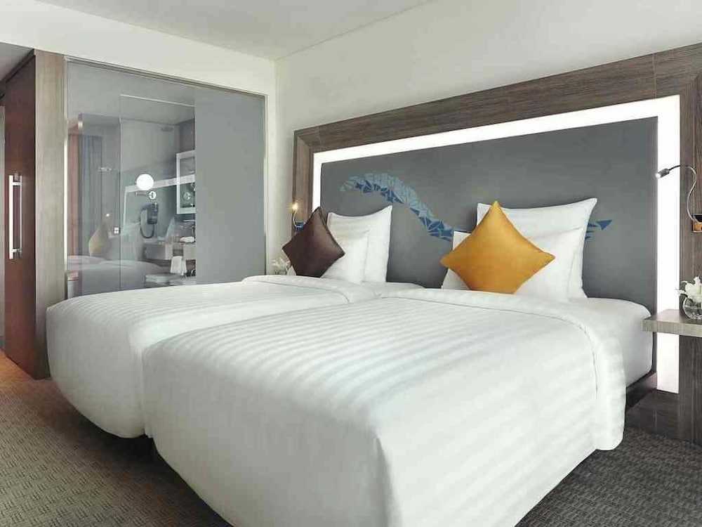 Фото Novotel Tangerang
