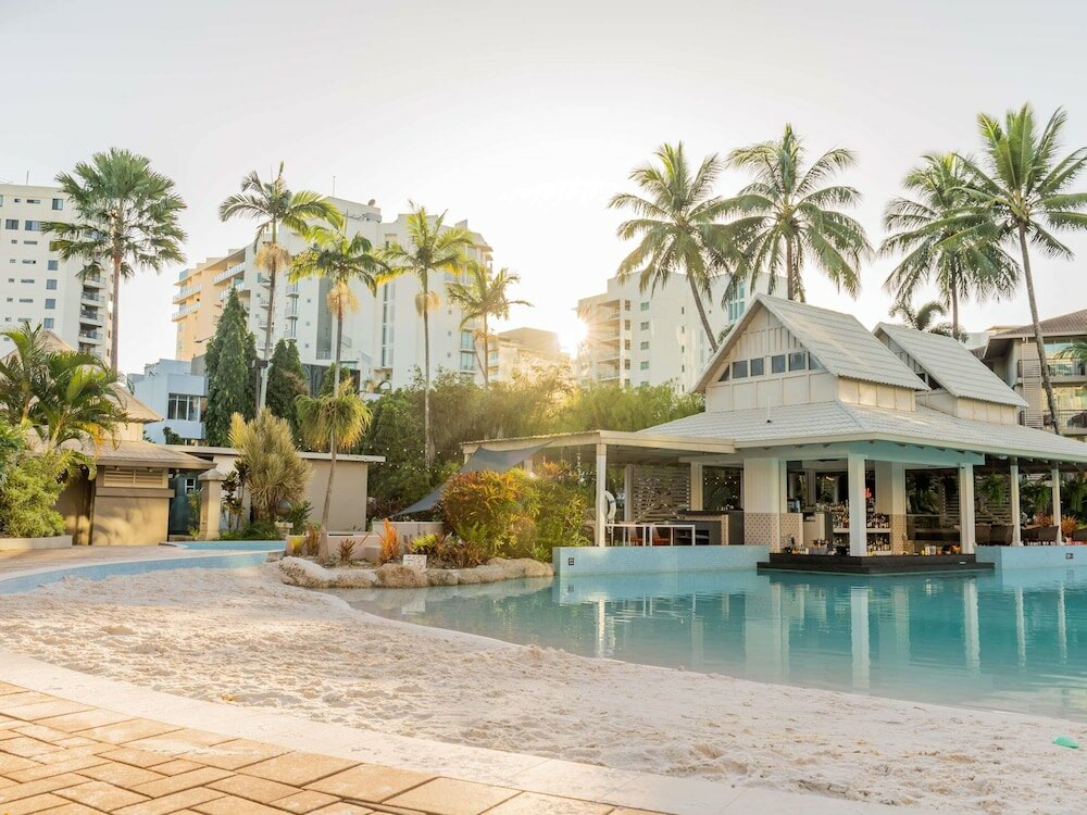 Фото Novotel Cairns Oasis Resort