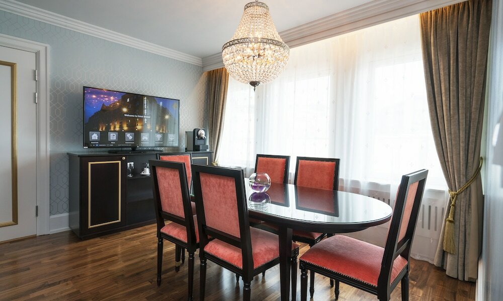 Фото Hotel Bristol