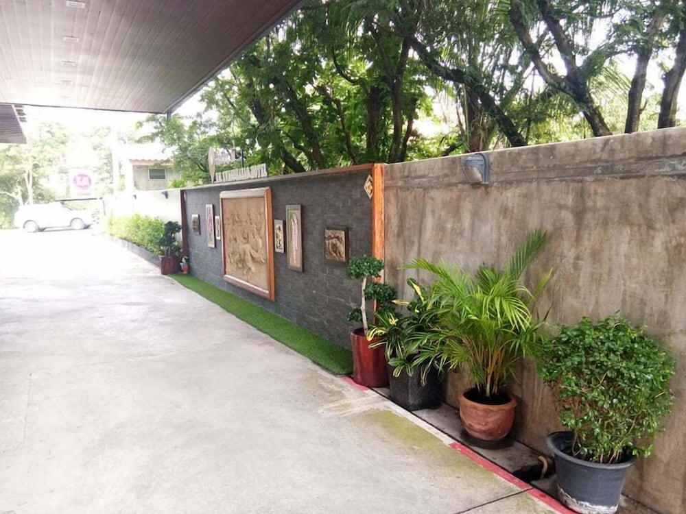 Фото Km Kwanphayao Hotel