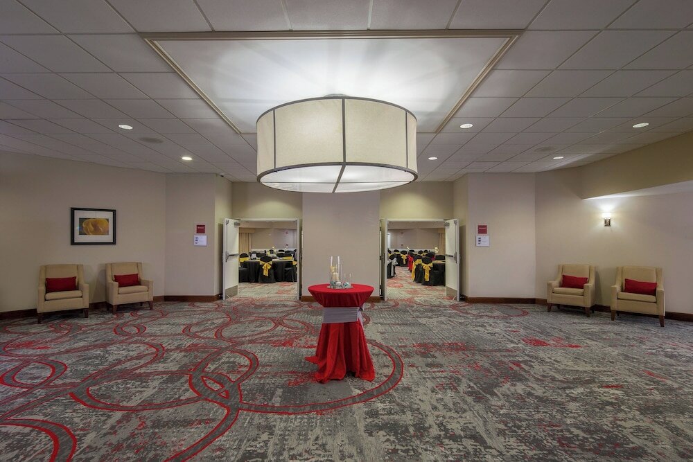 Фото Four Points by Sheraton Orlando International Drive
