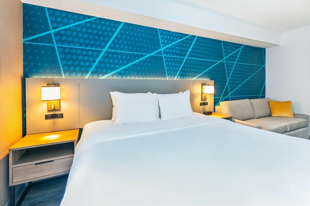 Фото Quality Suites London