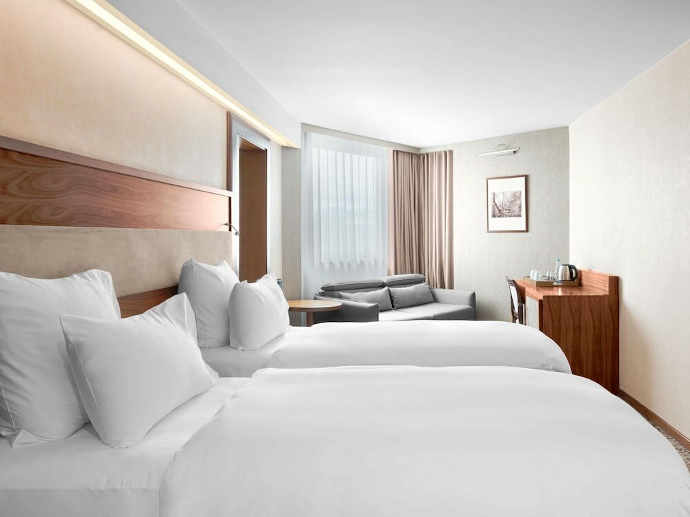 Фото Mövenpick Hotel Sarajevo