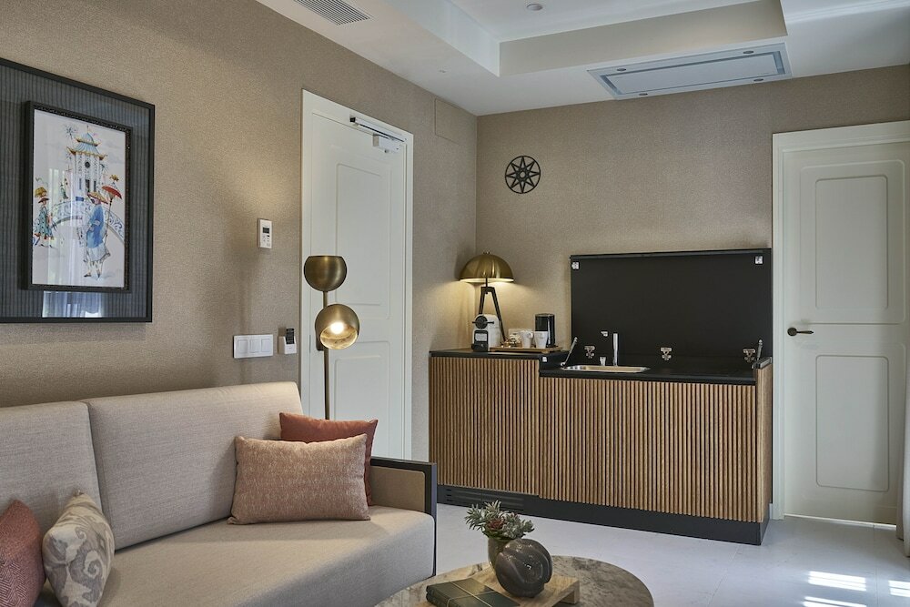 Фото Vincci Molviedro Suites Apartments