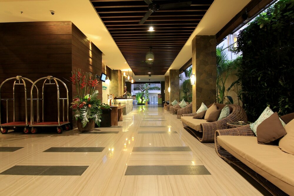 Фото Grand Ixora Kuta Resort