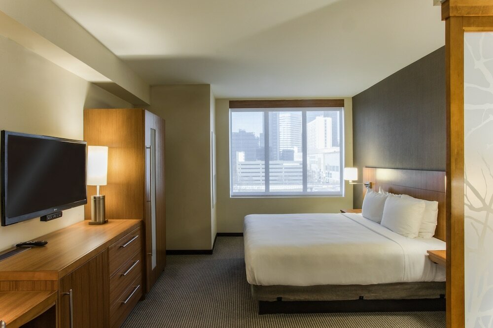 Фото Hyatt Place Charlotte Downtown
