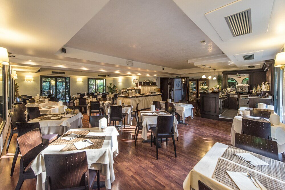 Фото Admiral Hotel Villa Erme