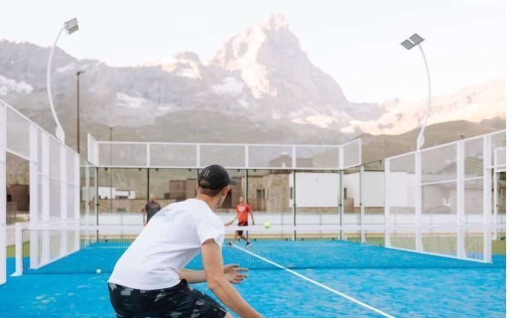 Фото Valtur Cervinia Cristallo Ski Resort