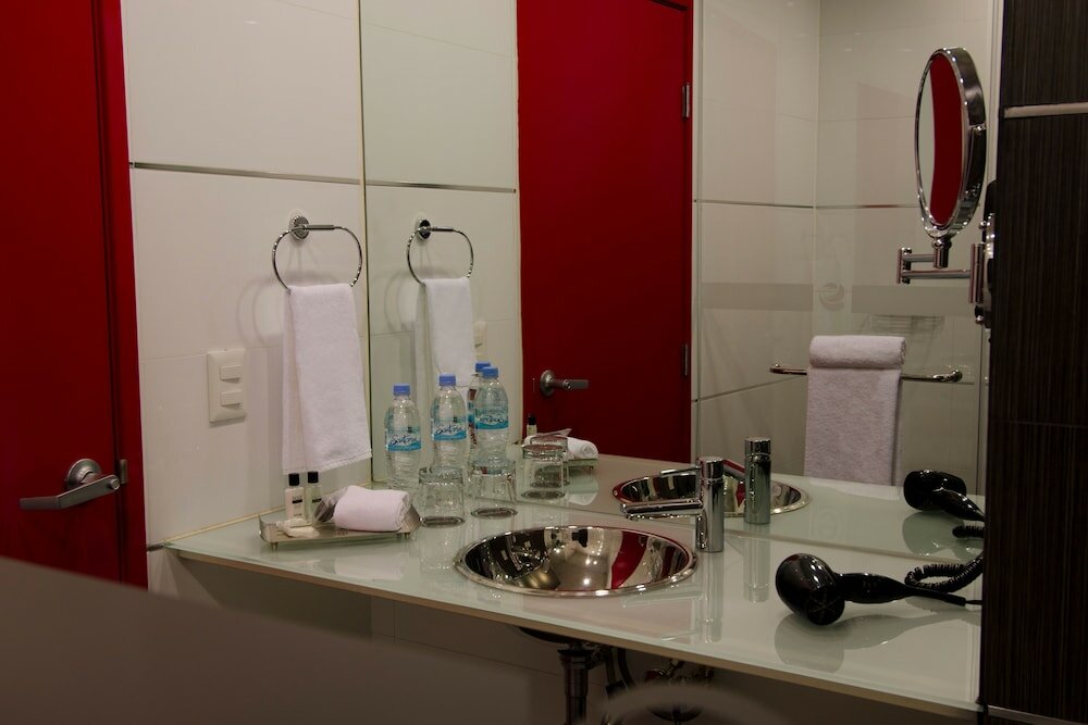 Фото Ramada Encore by Wyndham Queretaro