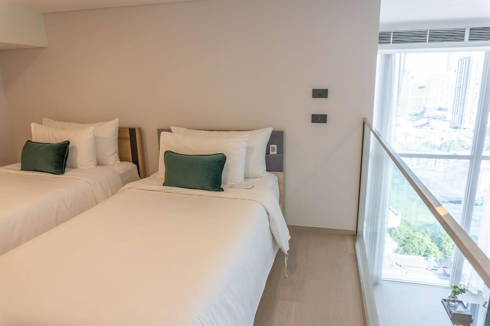 Фото Wyndham Garden Bangkok Sukhumvit 42