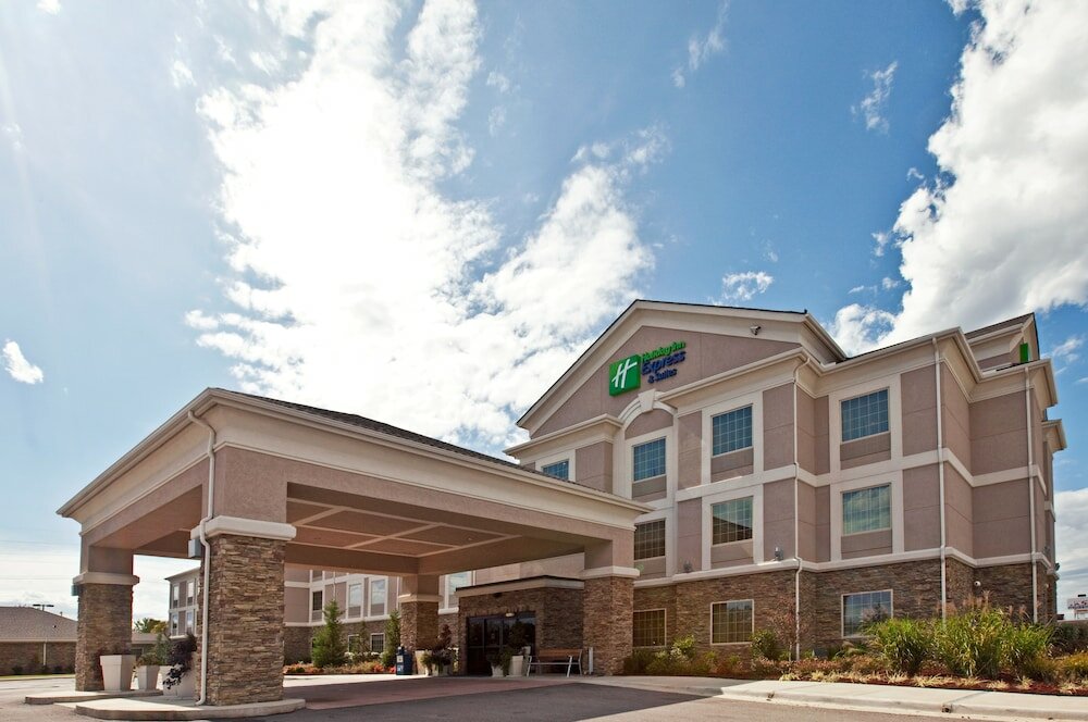 Фото Holiday Inn Express Ada, an Ihg Hotel