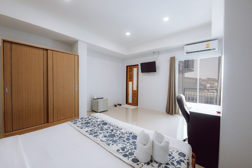 Фото Morakot Hotel Chumphon