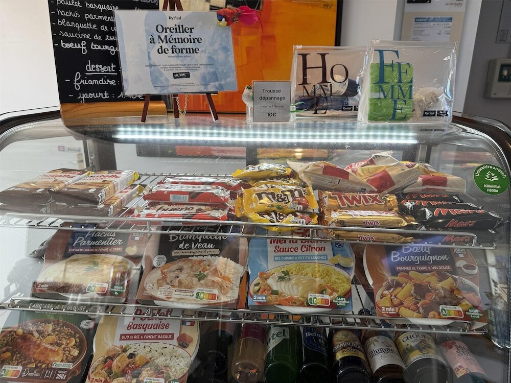 Фото Kyriad Montpellier Aeroport Gare Tgv Sud de France