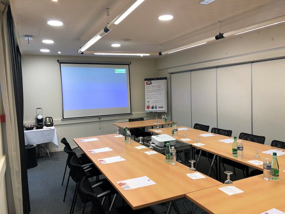 Фото Ibis Saint-Lô La Chevalerie