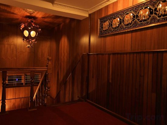 Фото The Hotel Emperor