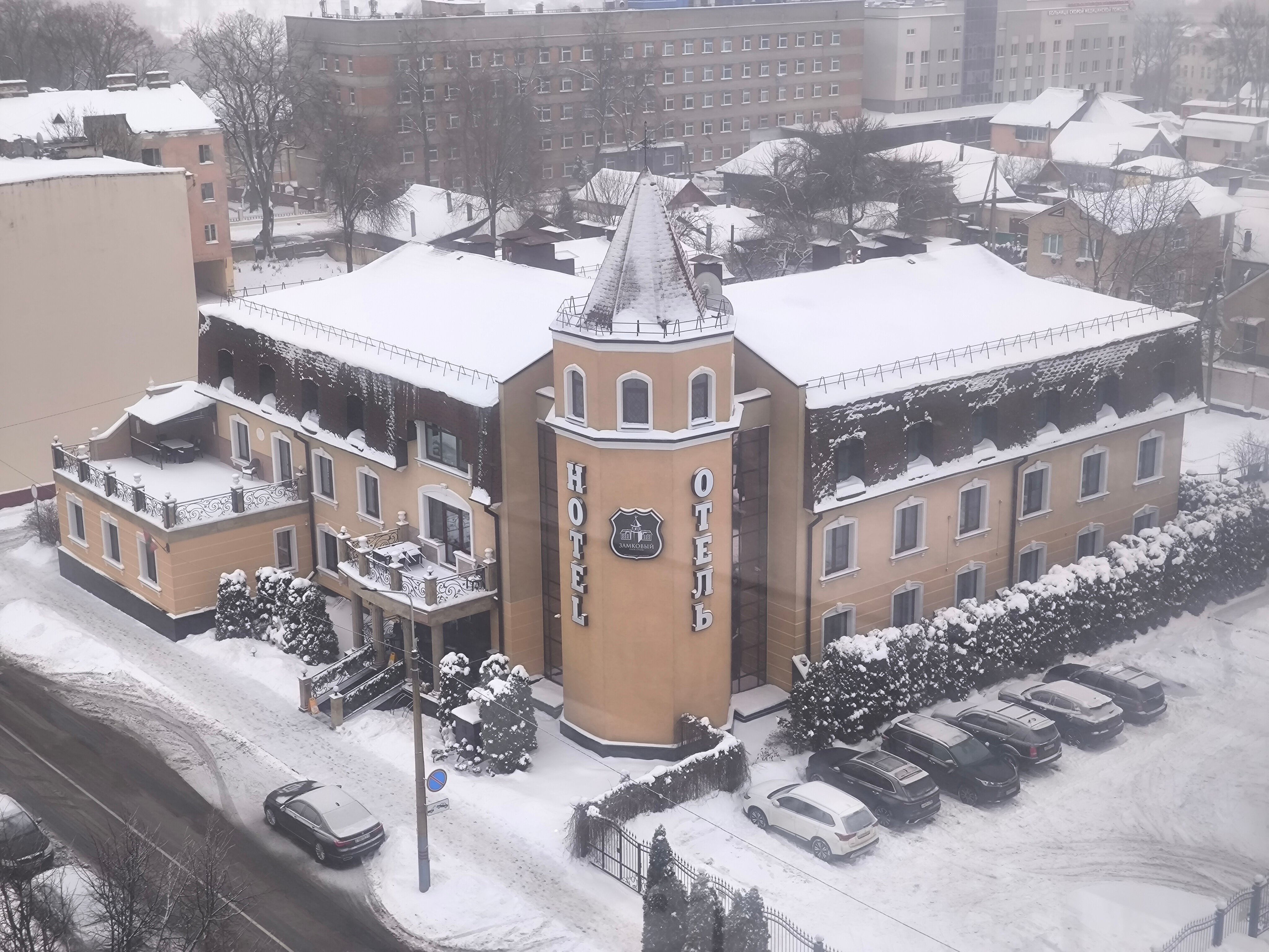 Фото Замковый