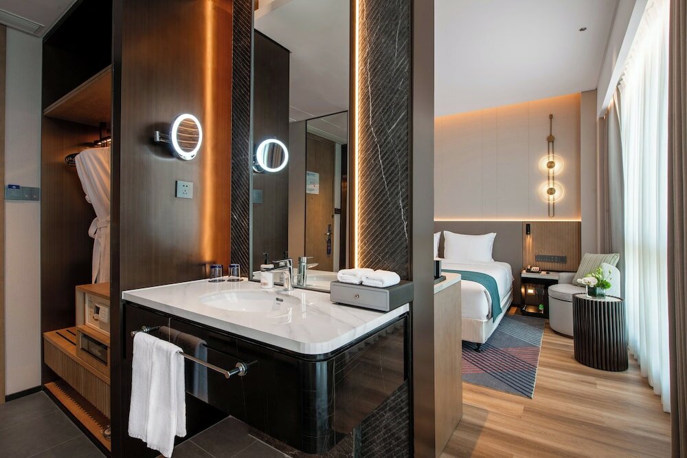 Фото Holiday Inn Express Chengdu Huanhuaxi, an Ihg Hotel