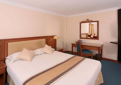 Гостиница Hotel Sentosa в Куала-Белаите