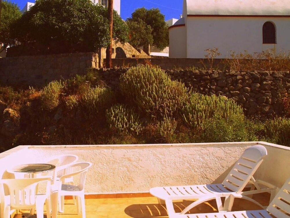Blue Bay Hotel - 11