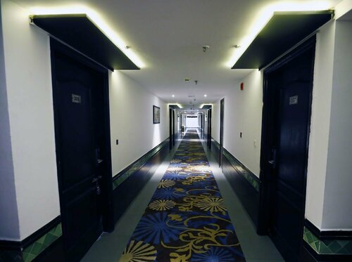 Внешний вид отеля The Grand Radiant в Лакхнау, фото 4