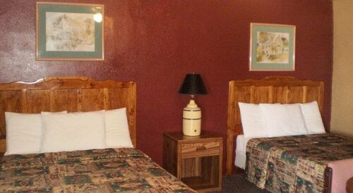 Гостиница Classic Inn Motel в Аламогордо
