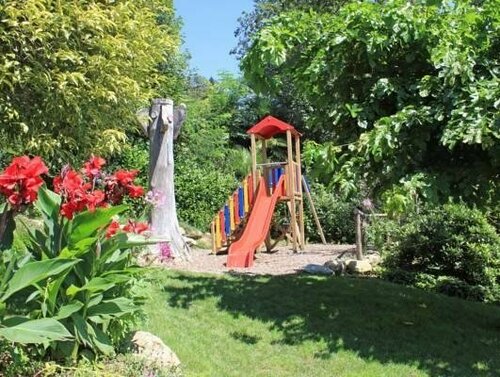 Гостиница Youth Hostel Lugano Savosa в Лугано