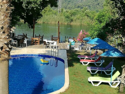 Dervishan Pension