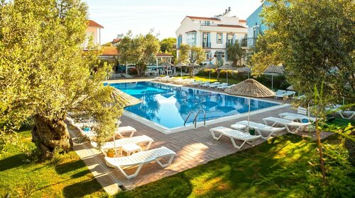 Zeytin Arasi Apart Otel
