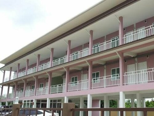 Tossawan Guesthouse