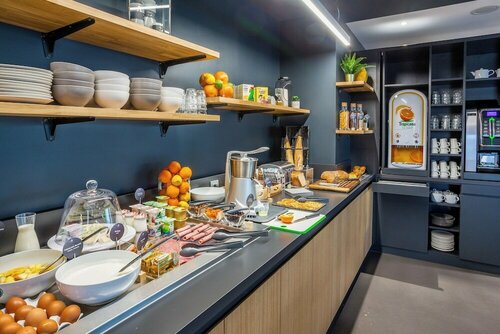 Гостиница Campanile Laval Nord в Лавале