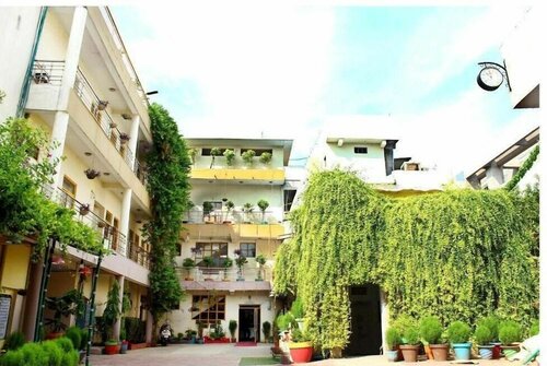 Svc Inn Gwalior