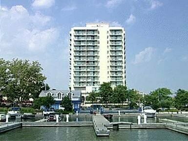 Гостиница The Waterside Inn в Миссиссаге