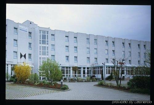Гостиница Bonjour Tagungshotel Stuttgart Gerlingen в Дитцингене